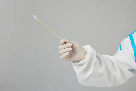 Reliable Sterile Swabs for Accurate Virus Collection